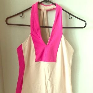 Lululemon size 4 pink top